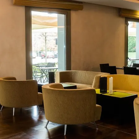 Cruise 4* Montano Lucino