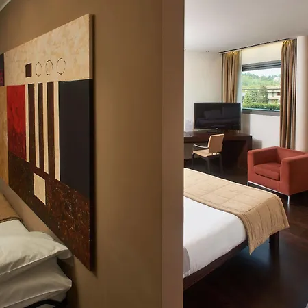 Cruise Hotel