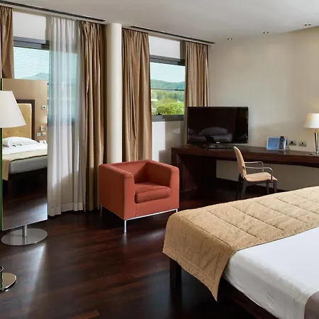 Hotel Cruise Montano Lucino