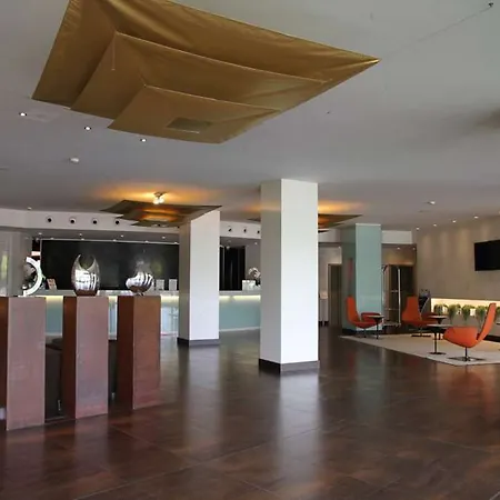 Cruise Hotel Montano Lucino
