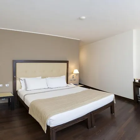 Hotel Cruise Lucino