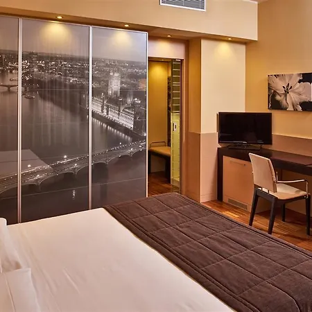 Hotel Cruise Lucino
