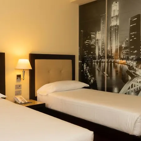 Hotel Cruise 4*