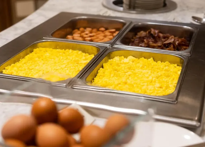 Ξενοδοχείο Cruise 4*