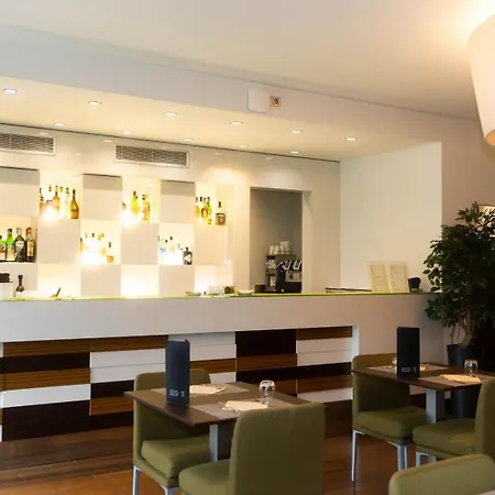 Cruise Hotell 4*